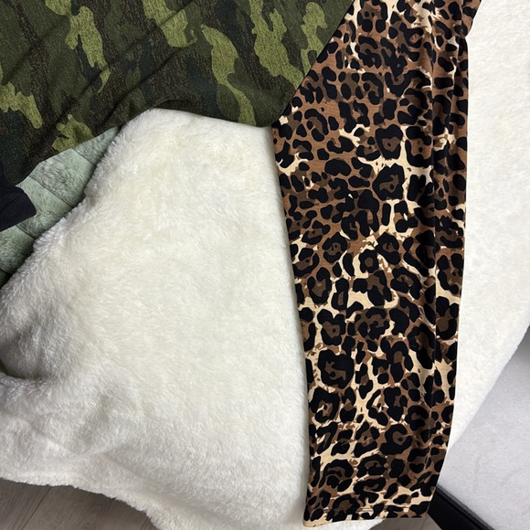 BRAND NEW LULAROE RANDY ANIMAL PRINT/CAMO 0pattern - Picture 5 of 5